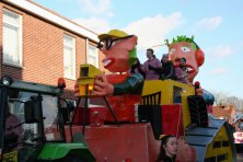 2006-Bombakkes-Carnavalsoptocht-in-de-Steendalerstraat-127