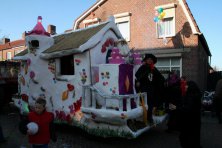 2006-Bombakkes-Carnavalsoptocht-in-de-Steendalerstraat-129
