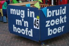 2006-Bombakkes-Carnavalsoptocht-in-de-Steendalerstraat-131