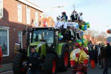 2006-Bombakkes-Carnavalsoptocht-in-de-Steendalerstraat-139