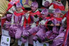 2008-02-03-Bombakkes-Carnavalsoptocht-046