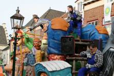 2008-Bombakkes-Carnavalsoptocht-Map-A-0134