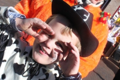 2011-03-06-optocht-012