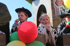 2011-03-06-optocht-013