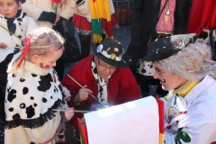 2011-03-06-optocht-163