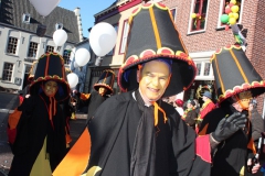 2011-03-06-optocht-196