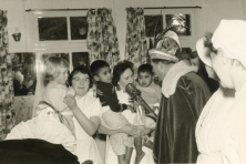 1961-Bombakkes-Ziekenbezoek-04