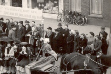 1952-Bombakkes-Carnavalsoptocht-01
