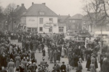 1952-Bombakkes-Carnavalsoptocht-09