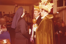 1974-Bombakkes-Bezoek-Huize-Norbertus-03