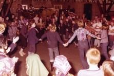 1977-Bombakkes-Bezoek-Kinderboerenbruiloft-in-Blokhut-15