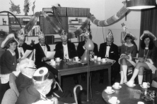 1971-Bombakkes-Bezoek-Huize-Norbertus-01