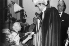 1971-Bombakkes-Bezoek-Huize-Norbertus-02