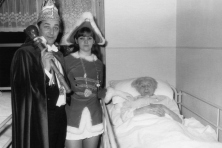 1971-Bombakkes-Bezoek-Huize-Norbertus-03