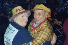 1971-Bombakkes-Prinsenbal-Herman-Lamers-Vrouw-ijscomannetje-en-vrouw-