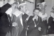 1954-Bombakkes-Ontvangst-Stadhuis-02