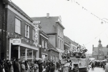 1966-Bombakkes-Carnavalsoptocht-07