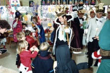 1983-Bombakkes-Scholenbezoek-09