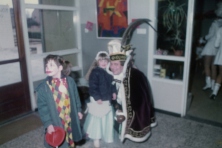 1984-Bombakkes-Scholenbezoek-01