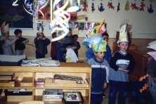 2001-Bombakkes-Scholenbezoek-01