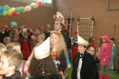 Scholenbezoek2011 024