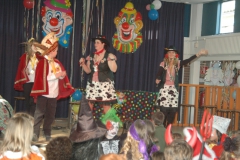 Scholenbezoek2011 040