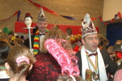 Scholenbezoek2011 050