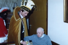 1981-Bombakkes-Ziekenbezoek-06