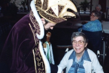 1983-Bombakkes-Ziekenbezoek-11