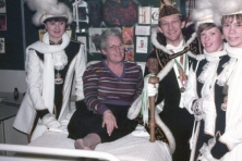 1985-Bombakkes-Ziekenbezoek-09