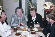 1985-Bombakkes-Ziekenbezoek-14