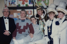 1986-Bombakkes-Ziekenbezoek-02