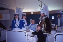 1990-Bombakkes-Ziekenbezoek-22