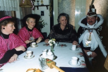 1992-Bombakkes-Ziekenbezoek-17