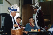 1993-Prins-Nol-dn-Urste-Ziekenbezoek-03