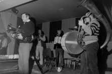 1981-Oefenen-voor-Bombakkeszitting-Holzhacker-21